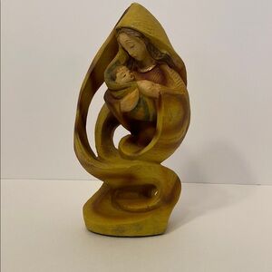 Wooden Madonna And Child/Mary and Baby Jesus Resin Statue Christmas MCM
